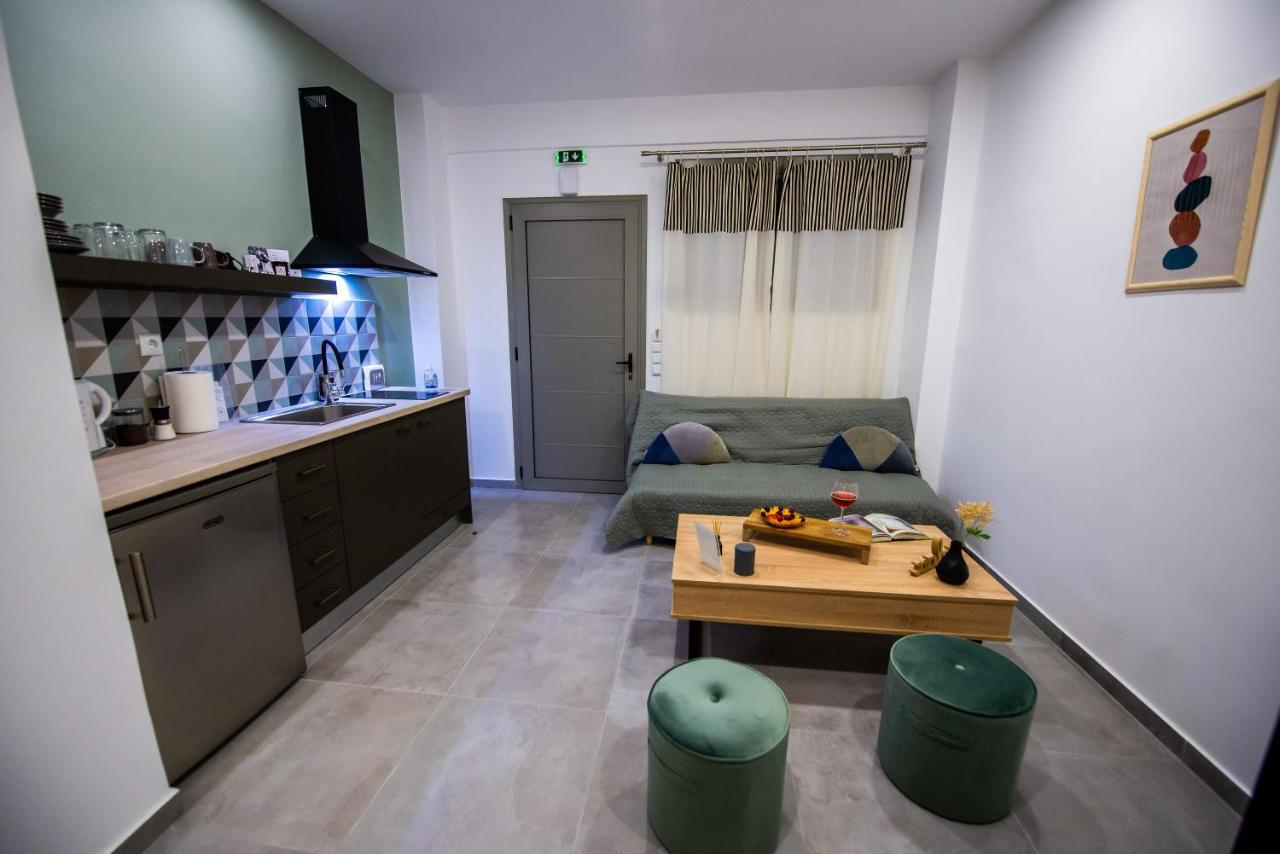 Indigo Apartment 1 カラマタ エクステリア 写真